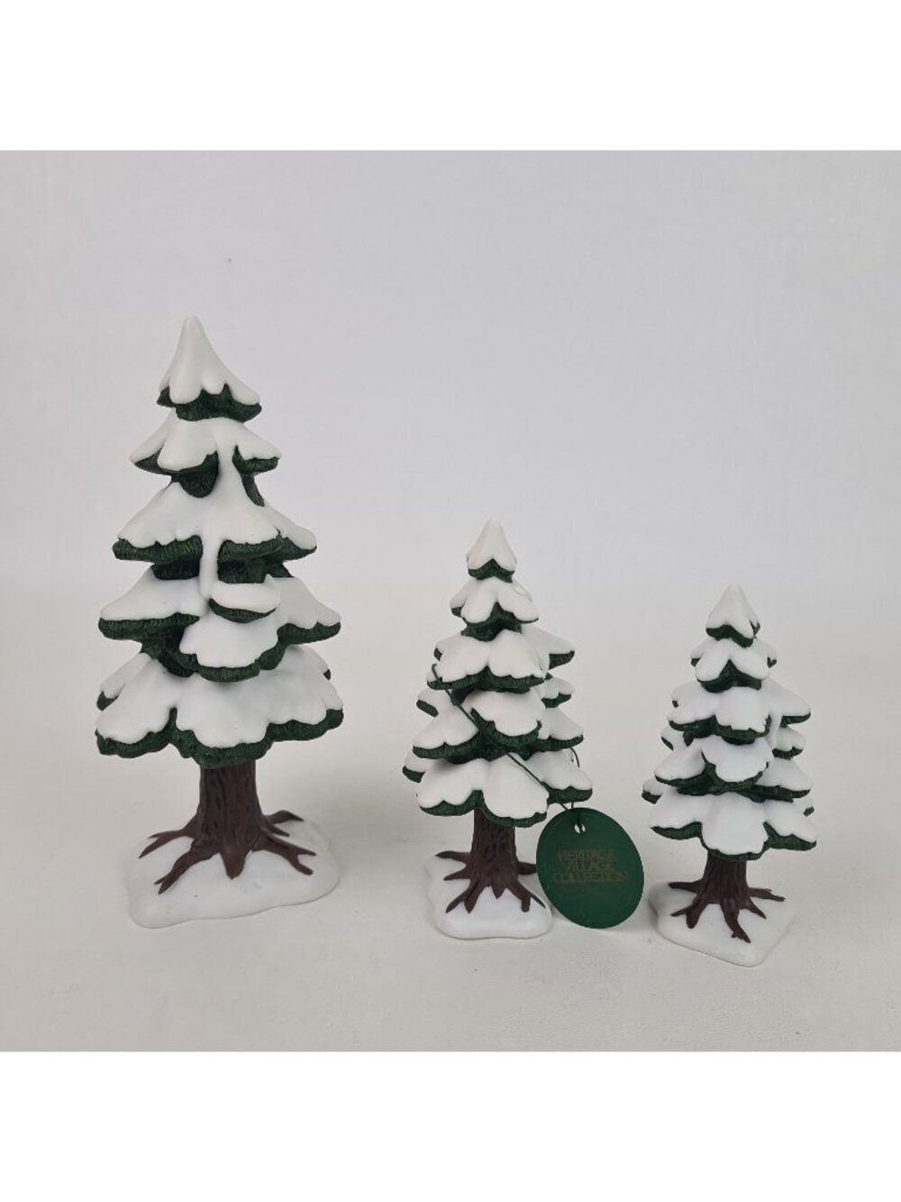 Department 56 "Porcelain Pines" 59001 Christmas Heritage Village Accessories